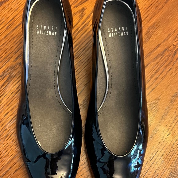 Stuart Weitzman Black Patent Women’s Shoes - Picture 4 of 4